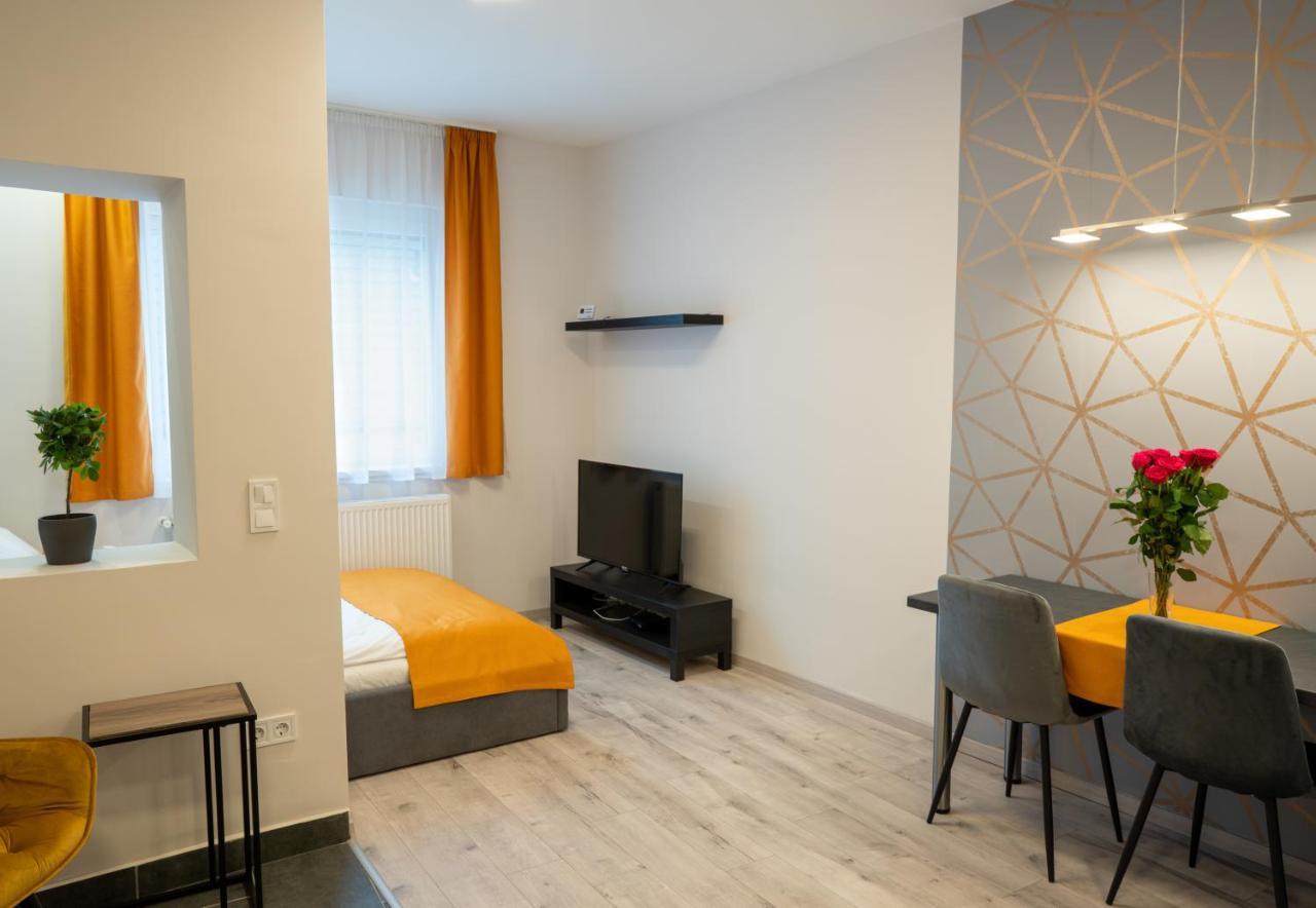 Var Apartman เอ็กเกอร์ ภายนอก รูปภาพ